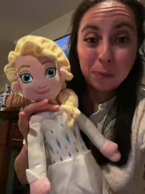 Replying to @zcb jcssj+chzdi Elsa is back!! For now #tiktokshopsummersale #elsa #restock #disneyprincess #pillowbuddy 
