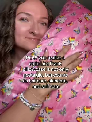 90s girls KNOW the hype 🌈💖 #kitsch #lisafrank #satinpillowcase 