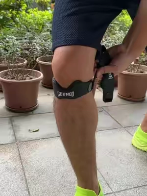 Wearing it during exercise provides better knee protection #hikingadventures #altrarunning #kneepainrelief #summervibes#summeressentials