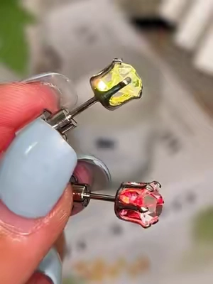These are so freaking cool! #halloween #earrings #jewelry #coolstuff 