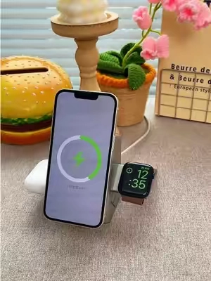 Base de Carga 3 en 1 para iPhone, Watch y AirPods ⚡#3in1charger #3in1chargerstation #wirelesschargingstation #wirelesscharging#tiktokshopmothersday
