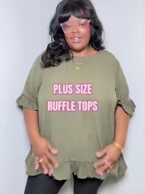 plus size flattering tops ✨💖 #flatteringtops #flowytop #plussizefallfashion #tummyflatteringoutfits #apronbellyfriendly 