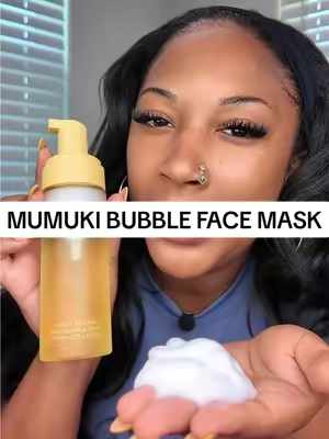 The MUMUKI honey banana bubble face mask is a foaming, gentle exfoliating mask designed to hydrate, refresh, and leave skin looking glowy. With banana and honey-inspired ingredients, it helps smooth the look of texture, prep skin for the rest of your routine, and give you that soft, moisturized finish. #koreanskincare #facemask #mumuki #glowyskin #blowthisup 
