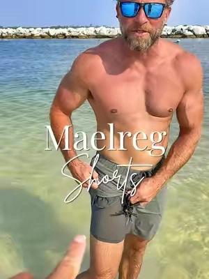 These Maelreg athletic shorts are a must-have. The built-in compression liner gives you all the support without the uncomfortable mesh, making them perfect for workouts, everyday wear, or even as swim trunks. Lightweight, quick-drying, and crazy comfortable—you’ll be reaching for these all summer long. Once you try the compression liner, you’ll never want to go back to mesh. #maelreg #mensshorts #mensathleticwear #mensfashion #swimtrunks @Nimrods_habitat 