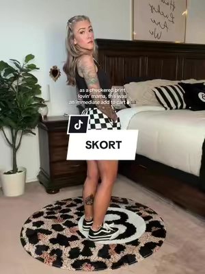 I’m 5’3” 135lbs wearing a medium. If you’re between sizes, size up.  #skort #skortoutfit #checkeredprint #edgystyle #skortstyle 
