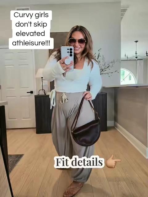 Everything is linked if you want the look! @Glowmode @Cushionaire @PORTLAND LEATHER GOODS  #curvyfashion #athleisurestyle #outfitideas  #outfitinspo #styleinspo 
