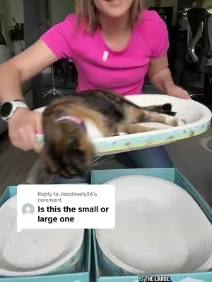 Replying to @Jesslovely36 here’s the size comparison between the small and large bundles! #catscratcher #scratcher #catbed #catfurniture #tiktokshopsummersale 