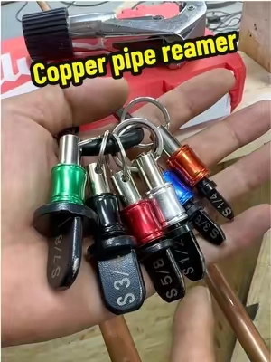 Copper pipe reamer! #tools #hvac #pipe #plumber #fyp 