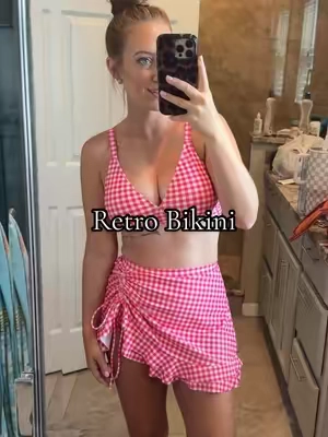 When I stopped feeling self conscious thanks to this gingham high waisted mom bikini was when I finally started to enjoy my vacation. Wearing my true size small@Blooming Jelly 