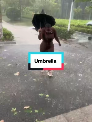 This umbrella Is is must have #tiktokshopcreatorpicks #musthaves #umbrella #Viral #rain 