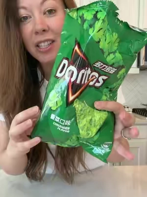 Doritos cilantro chips #doritos #cilantro #cilantrochips #foodiefind #foodtotry 