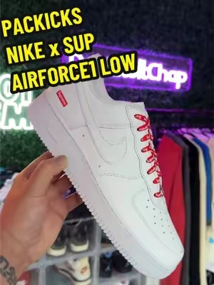 Grab your pair while sizes are available today‼️⬆️ @Packicks #nikeairforce1 #nike #supreme #supremeairforce1 