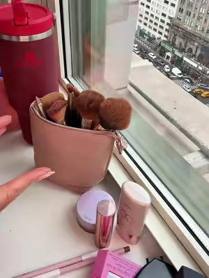 @BK Beauty Brushes 