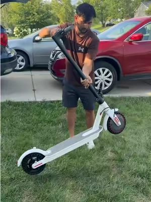 350 W Electric Scooter White,Electric Scooter for Adults, Foldable electric scooter, electric scooter For College Students,19MPH Electric scooter,e-scooter.#electricscooter #escooter #scooterlife #tiktokcreatorpicks #tiktoksummersale @MetroGlide Pro 