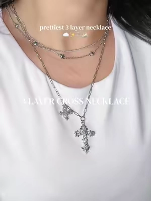 the double cross is too cute🤍 #3layernecklace #layernecklace #charmnecklace #crossnecklaces #silvernecklace 