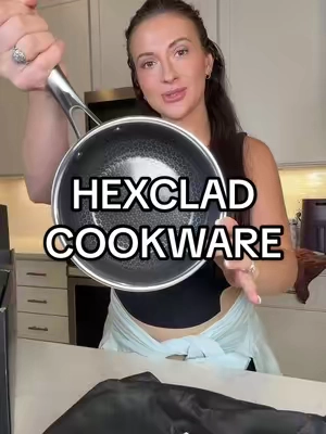 dishwasher safe • oven safe up to 900 degrees • 👩🏻‍🍳🤭 #hexclad #cookware #potsandpans #nonstick #gordonramsay 