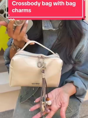 Replying to @Alamar Cavada #crossbody #bagcharms #minibag #tiktokshopcreatorpicks #tiktokshopsummersale 