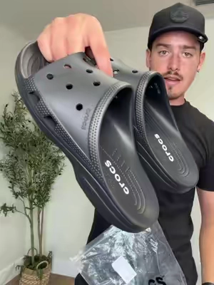 #crocsslides #crocssaturday #crocs #crocsshoes #tiktokshopcreatorpicks 