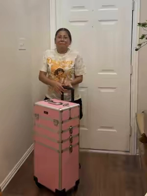 Caja para organizar tus materiales de trabajo #work #womens #tools #tiktokshopcreatortips #beauty 