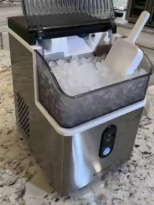 So convenient - Kismile Countertop Nugget Ice Maker Machine, Portable Unit with Ice Machine Cleaner, 35Lbs/24H Production, 7-Mins Quick Making, Self-Cleaning, 1-Click Operation for Home Kitchen, Office, 35 Pounds/24H,home essentials #nuggeticemaker #nuggetice #nuggeticemachine #icemaker #kitchengadgets 