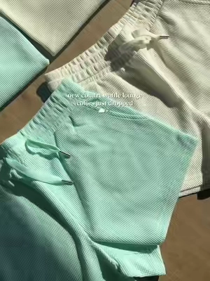 5'6" small top medium bottom 