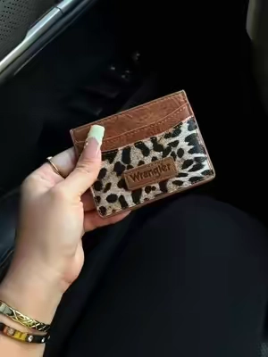 Wrangler Card Holder & it’s RFID Protected 🤎 #wrangler #westernstyle #westerngirl #leopardprint #cardholder 