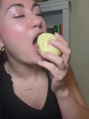 Another soft, satisfying squishy!  #squishy #squish #fidget #potatosquishy 