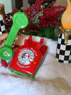 Santa’s Magical Telephone Makes Christmas Feel Even More Magical for Kids #SantasMagicalTelephone #ChristmasMagic #ChristmasDecor #HolidayTraditions #ChristmasCountdown 