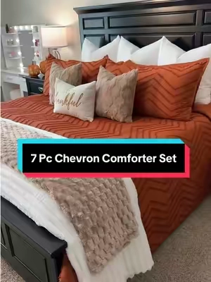 These big sizes are so hard to find! #comforter #comforterset #bedding #superking #fallbedding