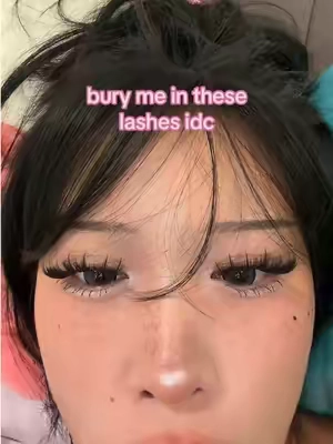 ^^^ LASHES LINKED 🤍 i needed to yap about these lashes i think they’re my new favs #goddvenus #goddvenuslashes #lashes #mangalashes #lashclusters