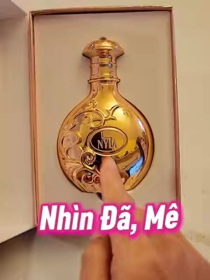 Nhìn thôi cũng đã rồi, xịt vào người thì thôi.. #Nuochoadubai#nuochoanu#nuochoauae#minhnguyen 