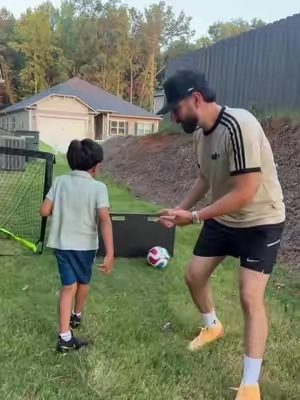Cuánto vale el progreso del suyo??🔥😮‍💨 #futbol #futbol⚽️ #hijos #hombres #deportes 