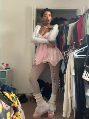 wore this fit to the cutest pink cafe and had a blast!! ^.^