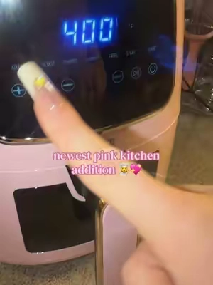 PINK AIRFRYER 😍💖👩‍🍳 #pinkkitchen #pinkhomedecor #pinklifestyle 