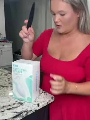 This little gadget would’ve saved me so many hours of bouncing babies. 🤍 If your baby loves the gentle motion of being rocked, this is one of those products you’ll wish you found sooner. Clip it onto the stroller or crib, choose your vibration level, and let it do the soothing while you finally get your hands back. Definitely one of those “where was this with my first baby?” finds. #FridaBaby #BabyMustHaves #NewbornEssentials #MomFinds #BabyGear 