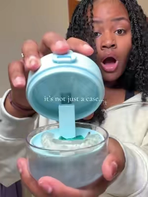 #retainer #retainercase #retainercleaner #teethcare 