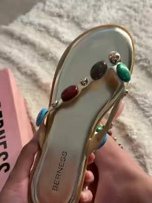 #sandals #summersandals #tiktokshopcreatorpicks 