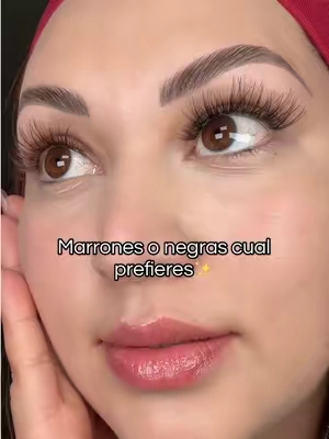 Si siempre has querido usar pestañas postizas, pero el pegamento te daba miedo o terminabas haciendo un desastre, estas autoadhesivas te van a encantar#lashclusters #pestañaspostizas #BeautyTok #makeuphacks #TikTokMadeMeBuyIt@CofierLashes-Kiki 