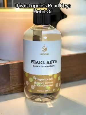 it smells natural and like luxury  at the same time make it make sense lol #hoteloil #fragranceoil #essentialoils #hotelsmell #homescents 