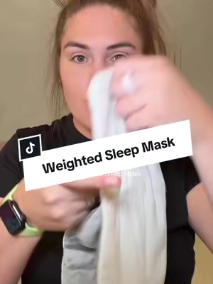 It’s so good!!! Complete darkness. #sleepmask #bestsleepmask #weightedsleepmask 