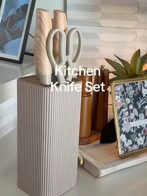 When you find something you wish you’d find sooner #kitchendecor #kitchenknifeset #kitchenaesthetic #tiktokshopcreatorpicks 