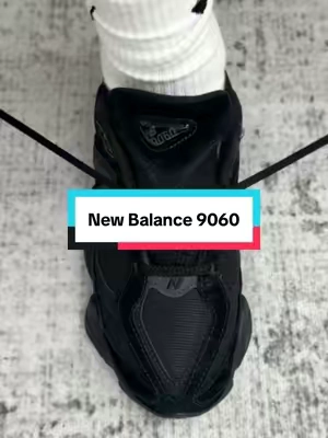 ⬛️👈😭#newbalance #newbalance9060 #flykicks #TTSneakerWeek #tiktokshopsummersale 