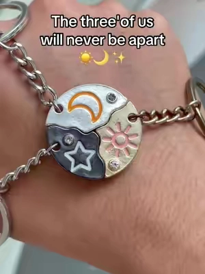 Family couple friendship star moon sun pendant grabeeee sobrang ganda!!!worth buying guys!☀️🌙 ✨😂🤞#pendants #pendantnecklace #necklace #friendshipnecklace #familynecklace