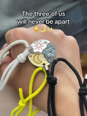 Family couple friendship star moon sun pendant grabeeee sobrang ganda!!!worth buying guys!☀️🌙 ✨😂🤞#pendants #pendantnecklace #necklace #friendshipnecklace #familynecklace