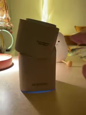 Perfect charging station for nightstands & desks, ultra fast charging speed! #worldcup2026  #tiktokmademebuyit  #WeeklyDeals  #WirelessCharger  #shopnow 