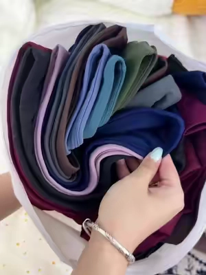 It’s a must-have for working out and gym.The colors are absolutely stunning. Don’t miss out!#shorts#gymshorts#TikTokSwimWeek#tiktokshopsummersale #DealsForYouDays