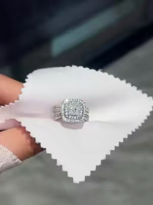 #rings #engagementring #travelring #jewelry #giftguide 