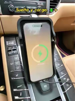 ⚡️🚗Simplemente coloque su teléfono para cargarlo: esta alfombrilla inalámbrica antideslizante se carga automáticamente mientras conduce, ¡sin complicaciones!  #caraccessories #tiktokmademebuyit #fastcharger #phonecharger #dealsforyoudays 
