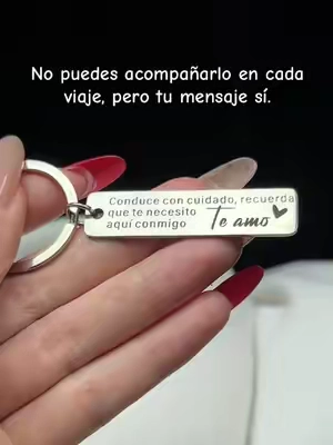Un pequeño llavero con un mensaje que significa todo.#ConduceConCuidado #TeAmo #Llavero #RegaloParaÉl #RegaloDePareja l