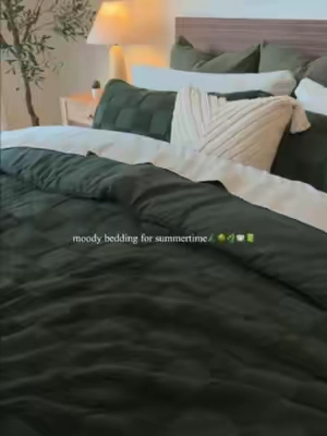 Softest bedding I’ve ever owned ☁️#tiktokshopsummersale #backtoschoolshopping #SummerSaleDeals #bedroommakeover #comforterforbed #beddingset #bedsure #bedcomforterset #bedroomdecor #fresh #cozy #comforterset #moodybedding #moodybedroom #comforter #blanket #monochromaticbedding #green